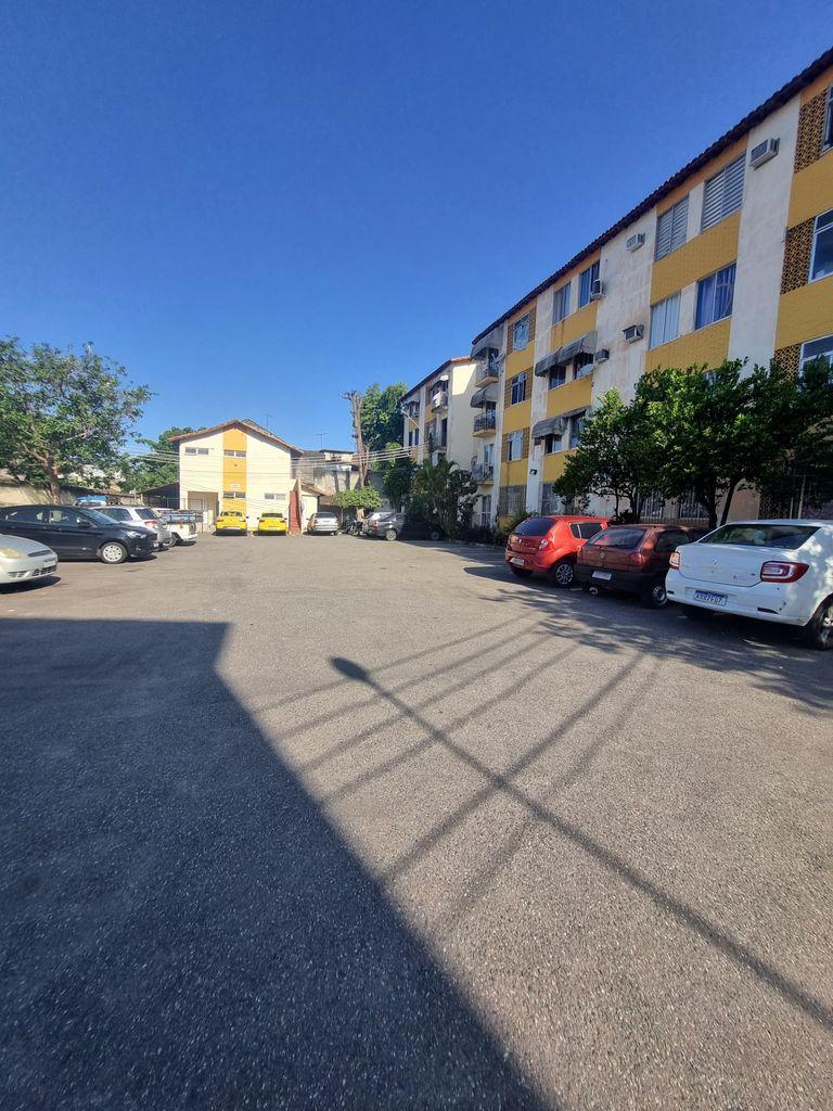 ? Apartamento à Venda - 2 Quartos com Varanda em Piedade! ?