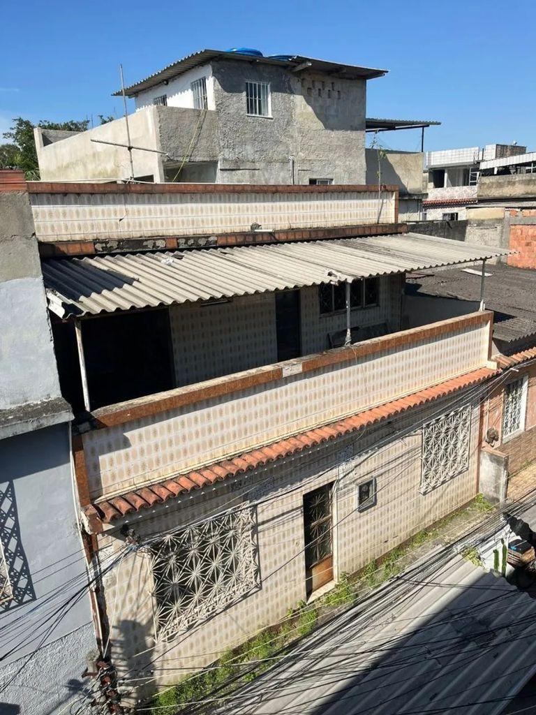 ? Casa à Venda em Quintino!