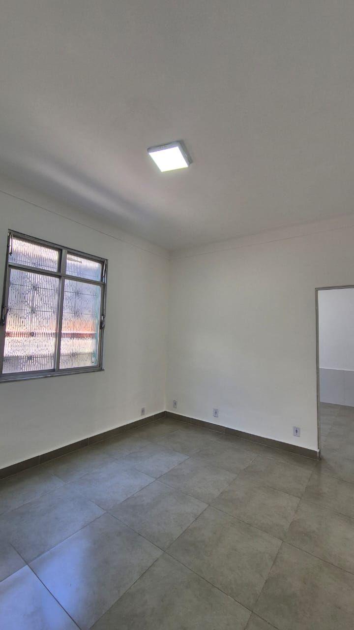 ? APARTAMENTO AMPLO E TÉRREO ? RUA SIDÔNIO PAES