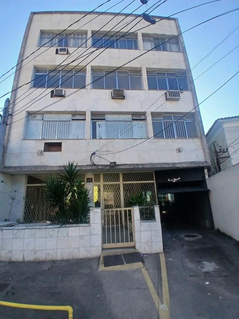 ? AMPLO APARTAMENTO EM MADUREIRA