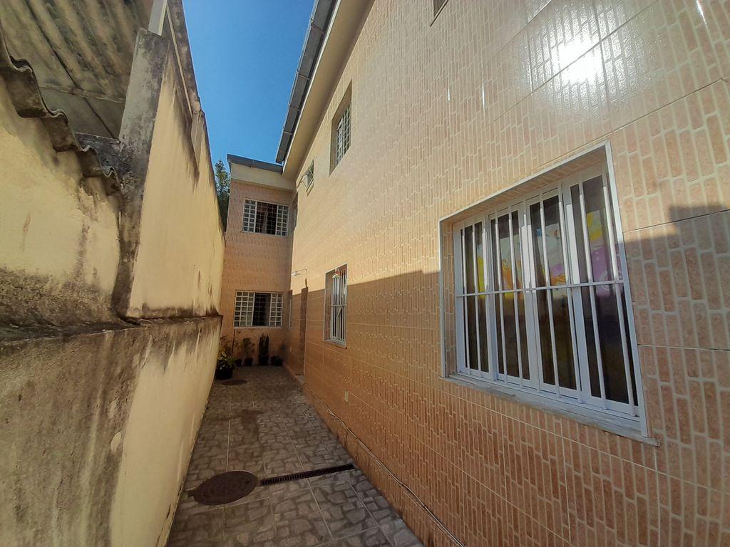 ? Apartamento à Venda - 2 Quartos, Sendo 1 Suíte em Quintino ?