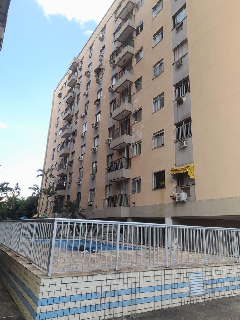 ? Apartamento à Venda - 2 Quartos na Rua Principal de Piedade! ?