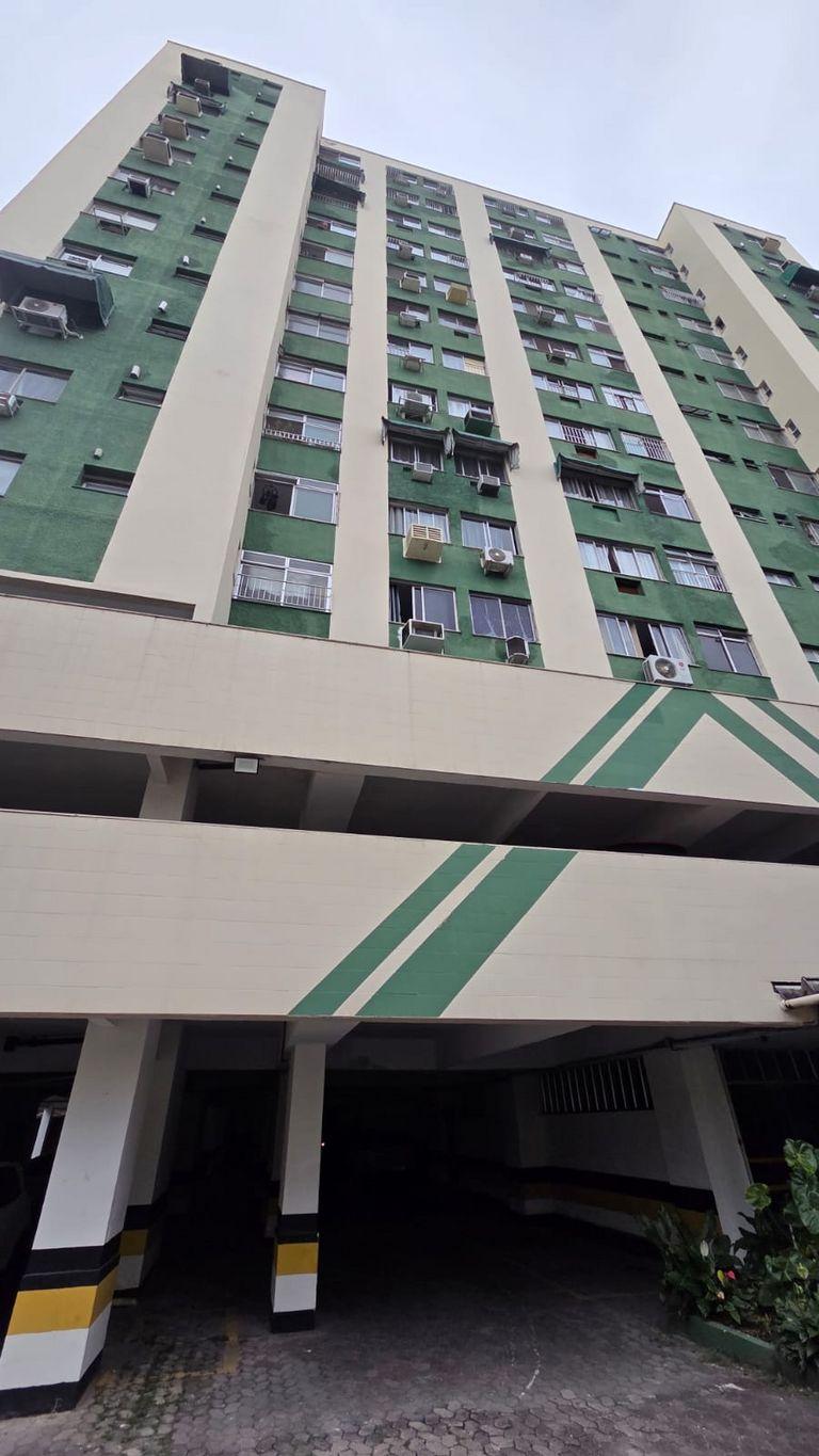 ? APARTAMENTO À VENDA NA RUA GETÚLIO