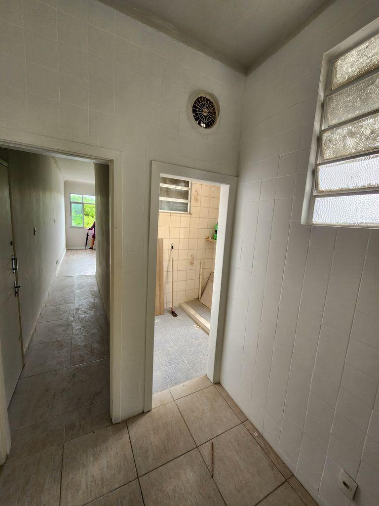 ? Apartamento à Venda em Cascadura ? Rua Tomaz Alves
