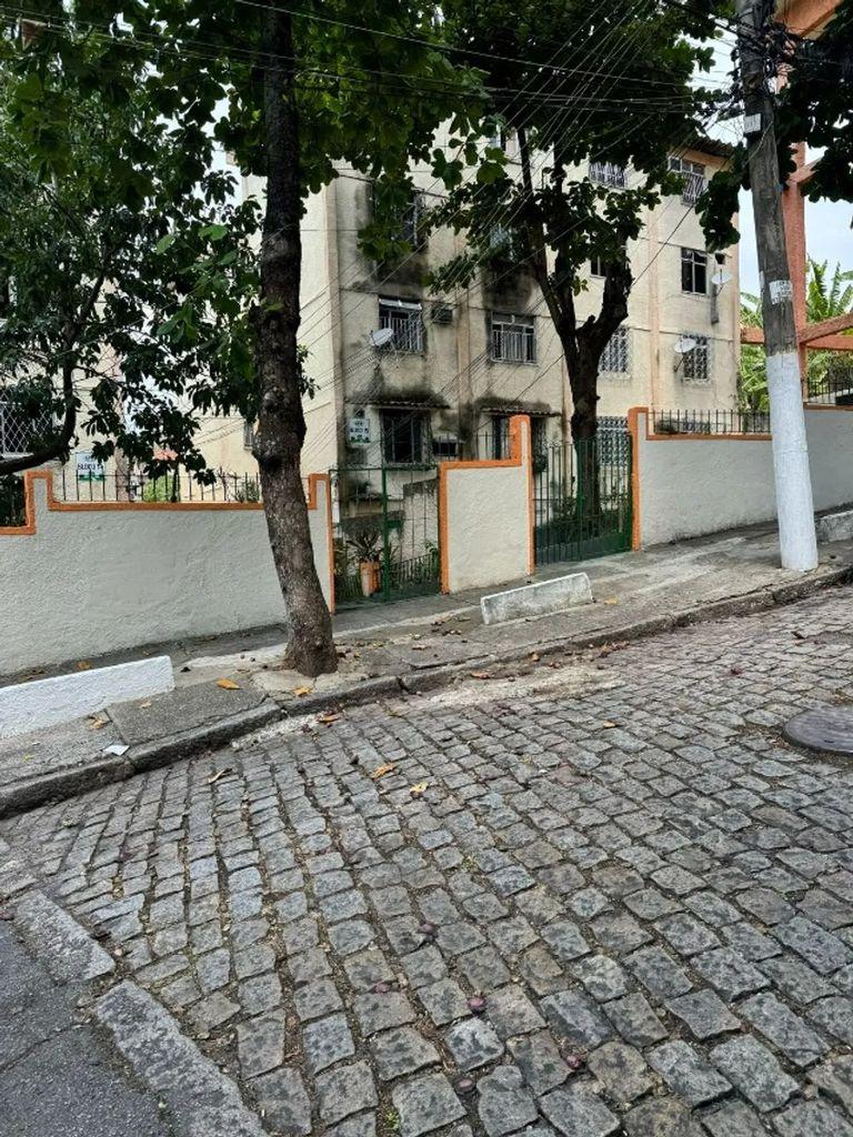 ? Apartamento à Venda em Tomás Coelho ? Rua Paulo Pires