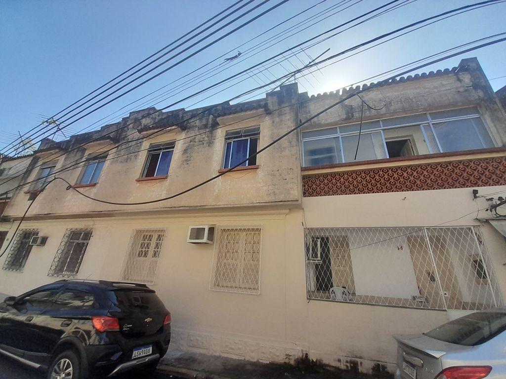 ? Tipo Casa de Vila com Garagem em Madureira ? Financiamos ?