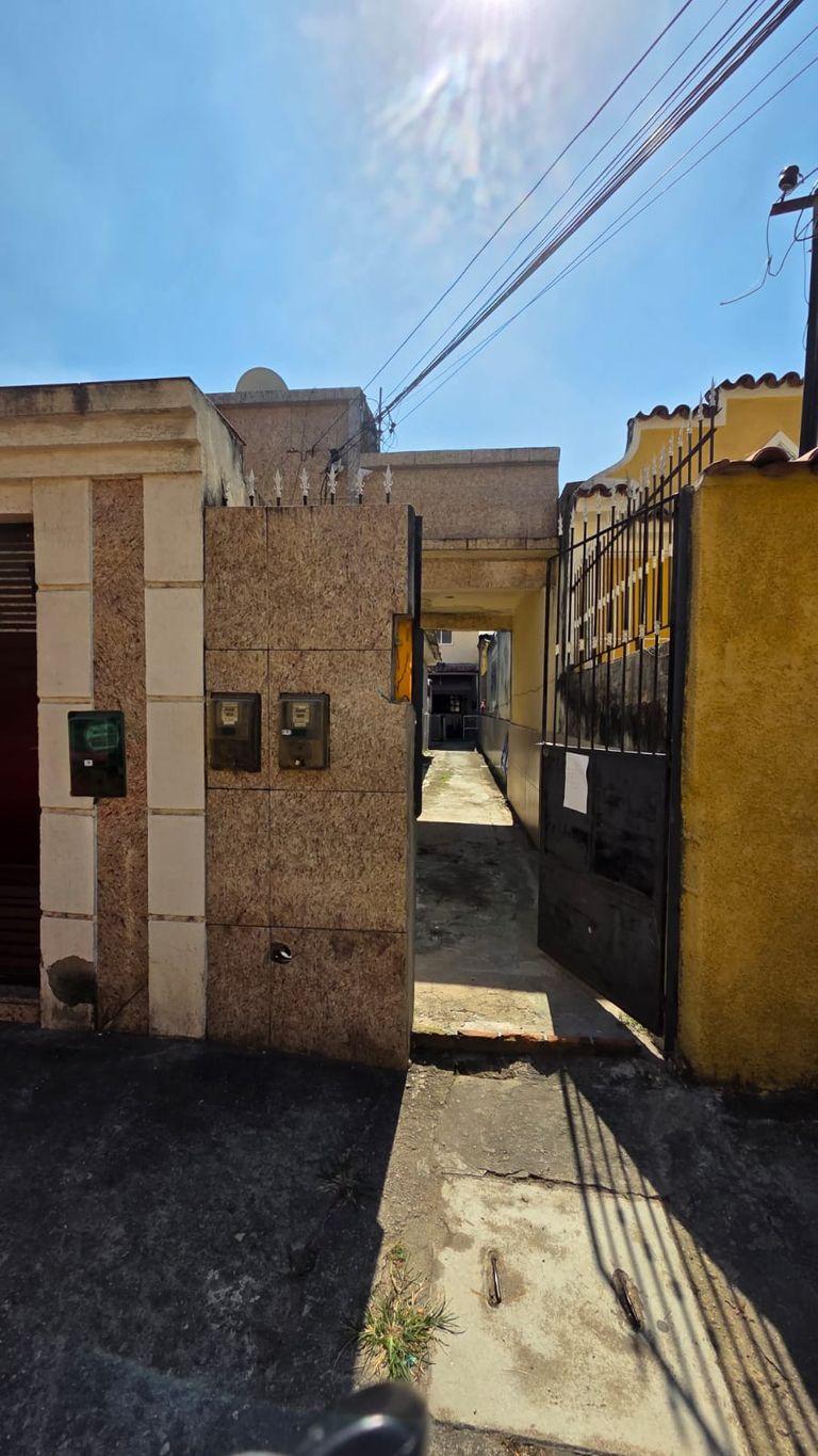 ? EXCELENTE CASA DE VILA TÉRREA À VENDA NA RUA DO TIJOLO ? PIEDADE